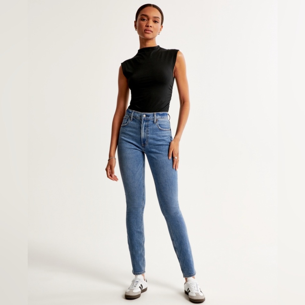 The Skinny High Rise Size 8
